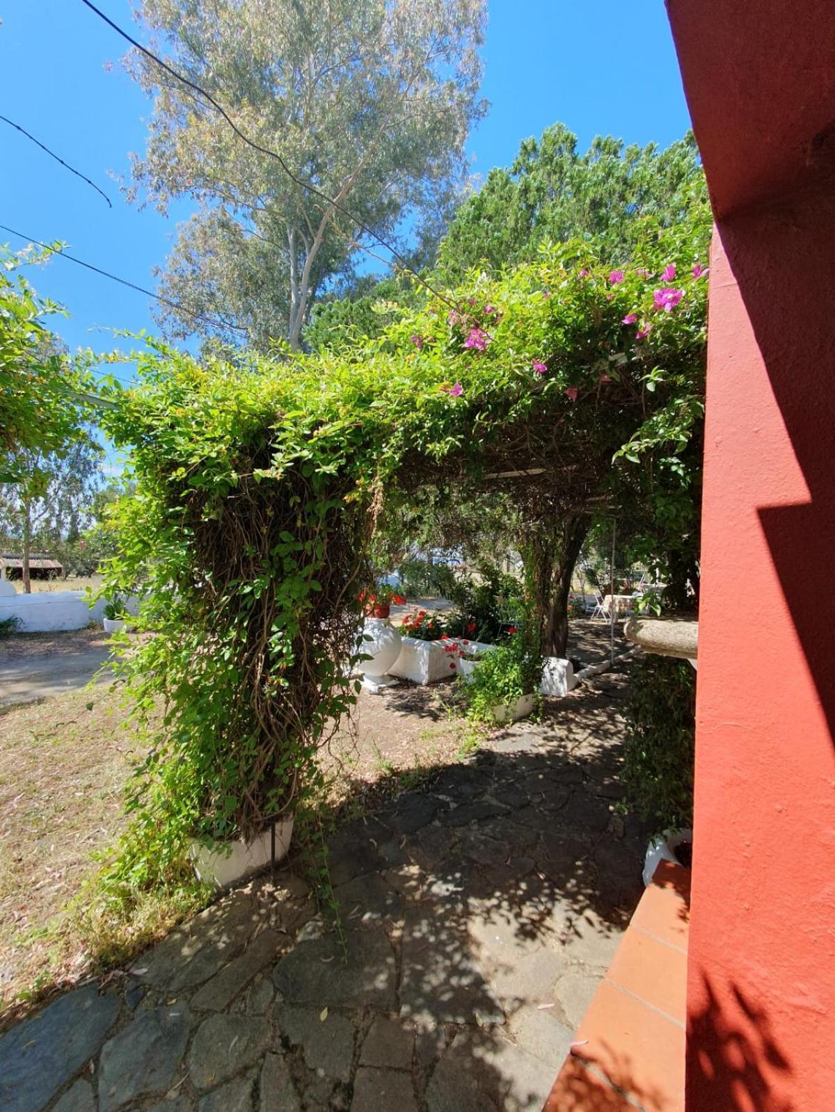 Hotel Rural El Vaqueril Navas Del Madrono Exterior photo